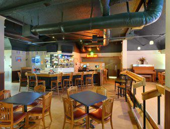 Baymont By Wyndham Paris Motel Restaurant photo